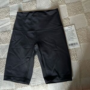Lululemon Wunder train shorts